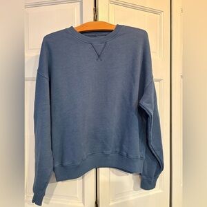 American Eagle Outfitters Women's Blue Crewneck Sweatshirt